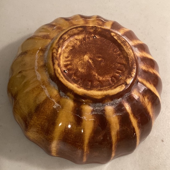 Fred Moreno Ceramic Bowl/Planter - Picture 7 of 10